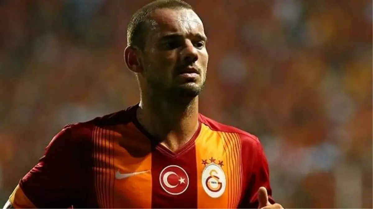 Hollanda Polisi Sneijder\'in Villasına Baskın Düzenledi