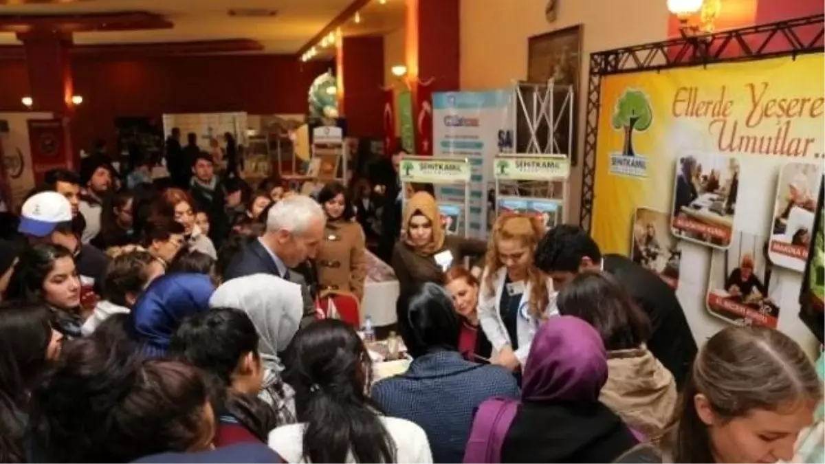 Şehitkamil Standına Yoğun İlgi