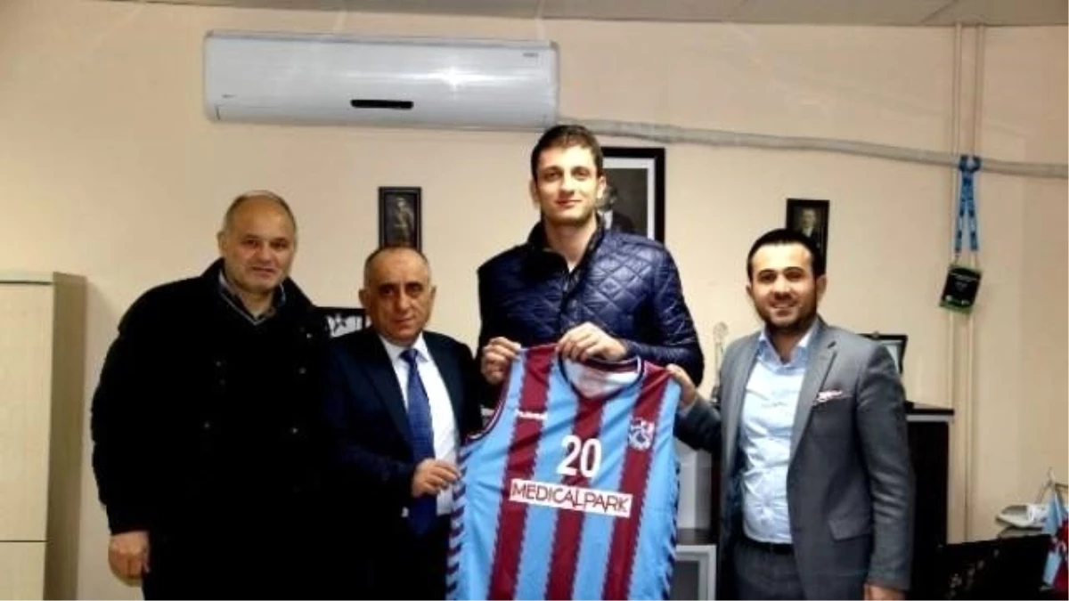 Trabzonspor Medical Park, Can Altıntığ ile Sözleşme İmzaladı