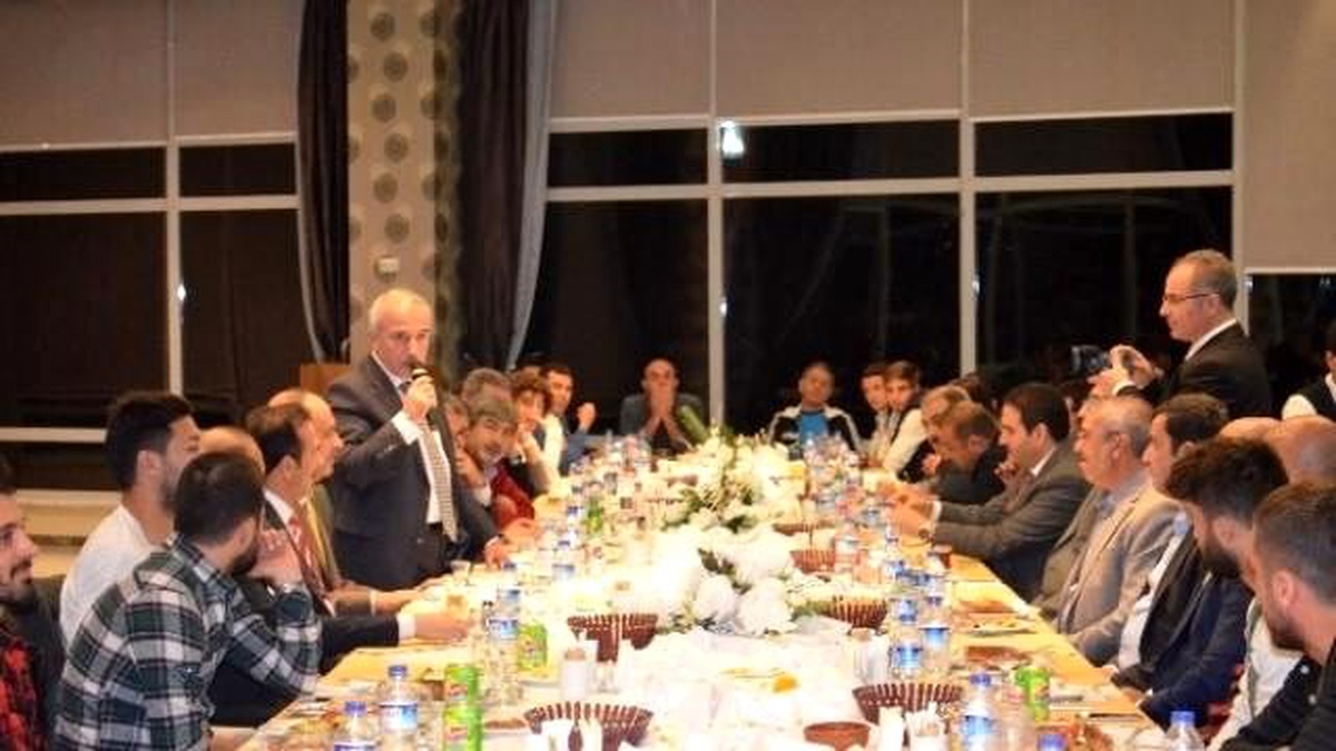Yeni Malatyaspor\'a Yemek Verildi