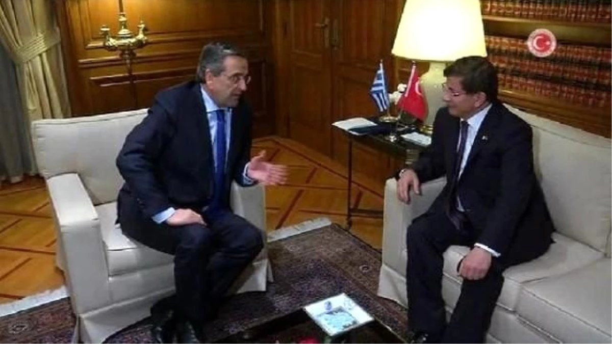 Davutoğlu, Yunanistan Cumhurbaşkanı ve Başbakanı ile Görüştü