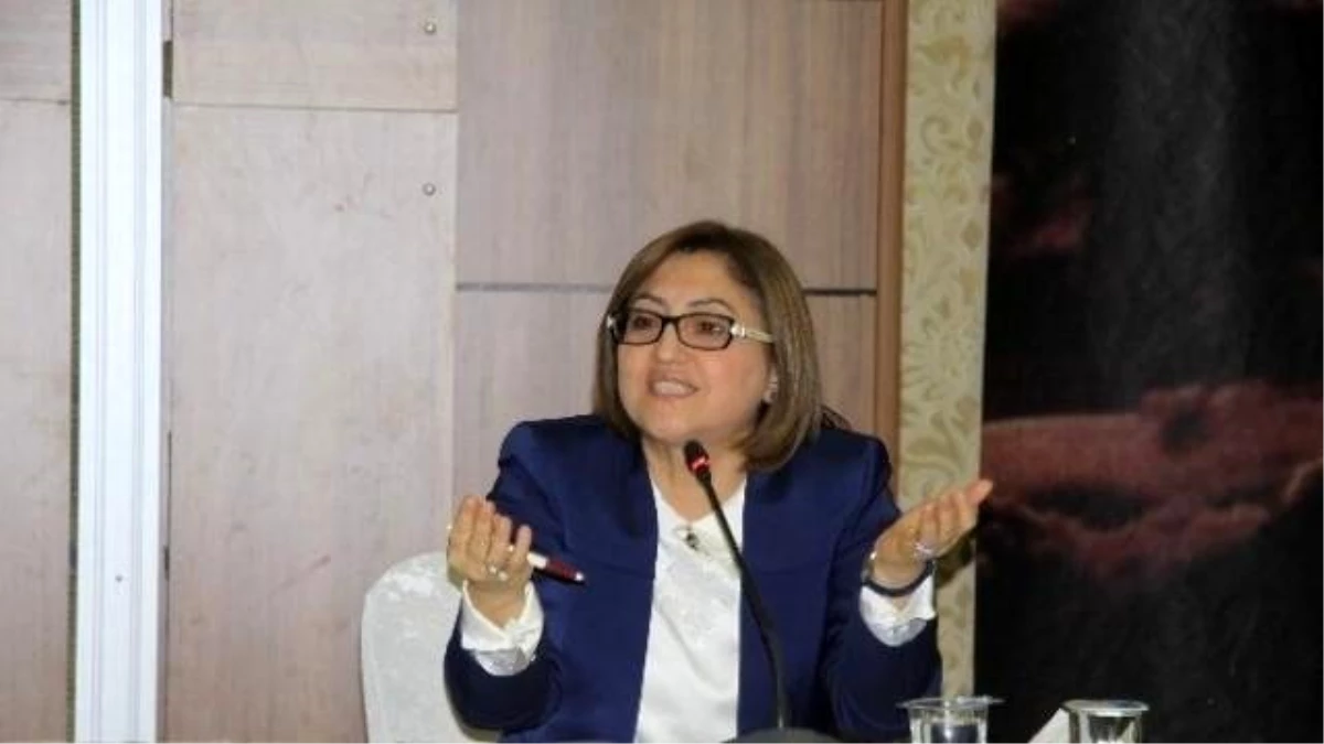 Gaziantep\'te \'Türk Kadınlar Birliği\' Paneli