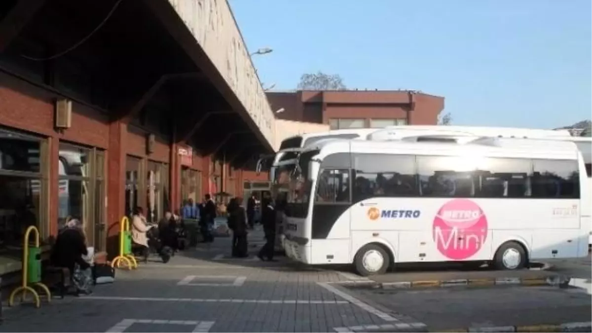 Otobüs Firmaları, Düşük Uçak Biletlerinden Şikayetçi