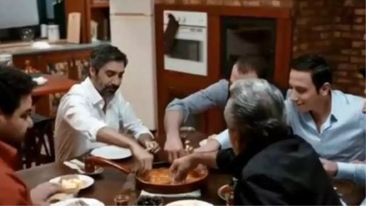 Polat\'tan Hayranlarının Alışık Olmadığı Sahne