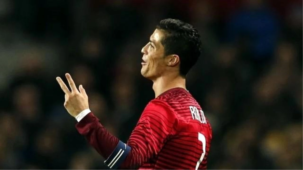 Ronaldo Ödülünü Aldı