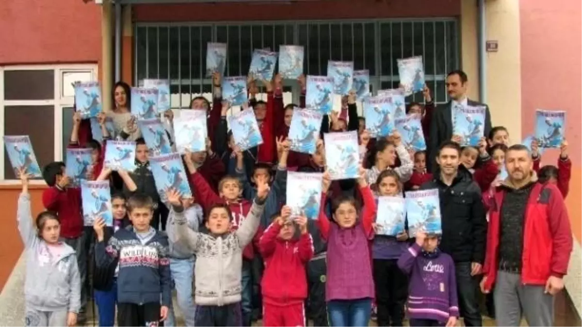 Torul Trabzonsporlular Derneğinden Yatılı Öğrencilere Ziyaret