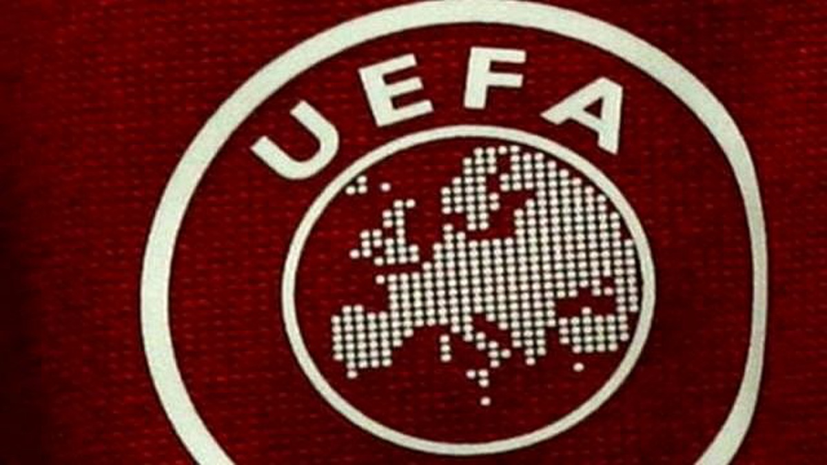 UEFA Profesyonel Futbolu Öldürüyor"