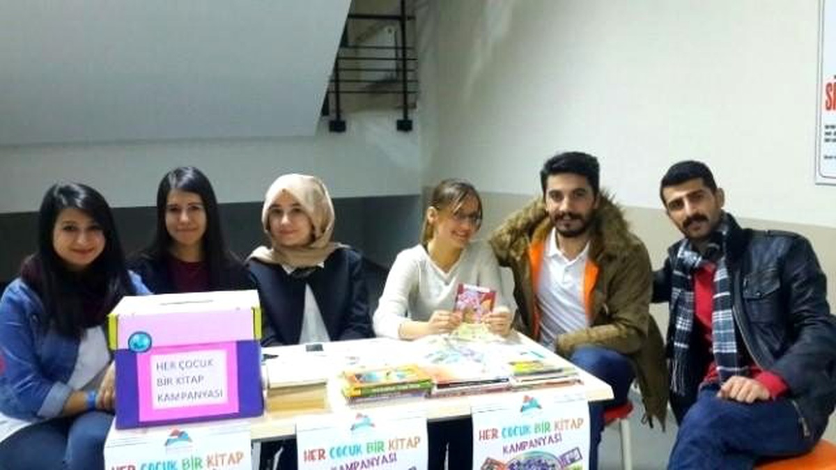 Twitterda "Her Çocuk Bir Kitap Kampanyası" Başlatıldı