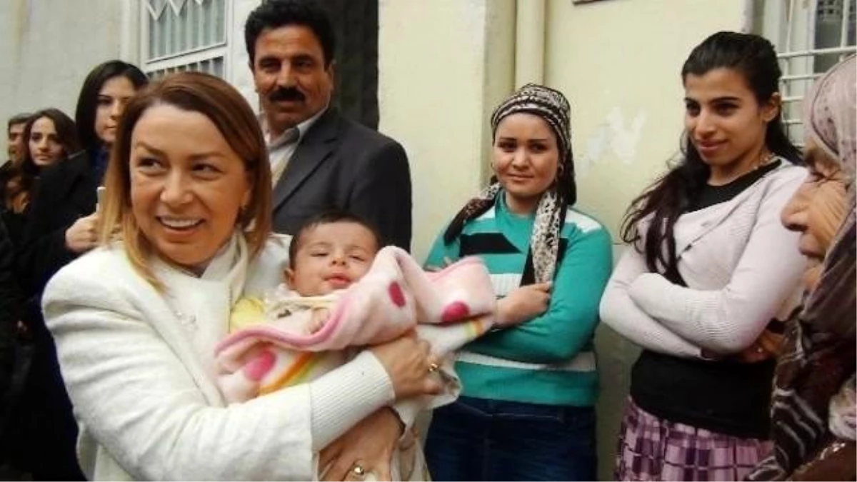 Afad\'dan Kobanili Ailelere Yardım