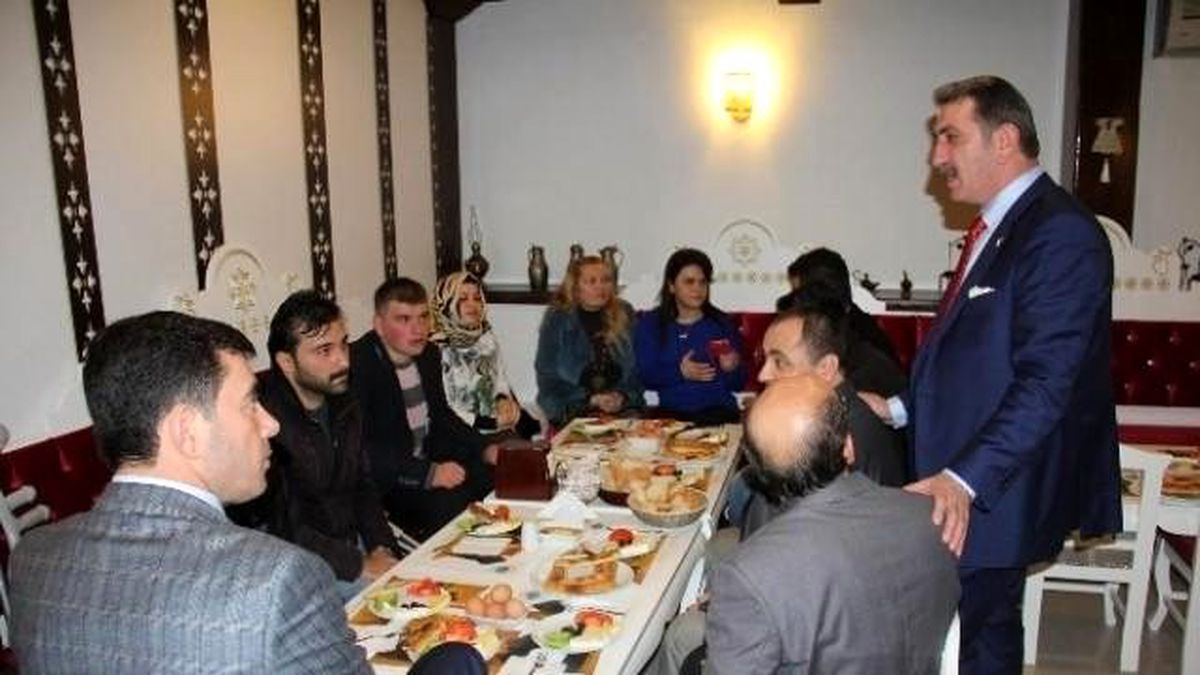 AK Parti\'den Engellilere Kahvaltı