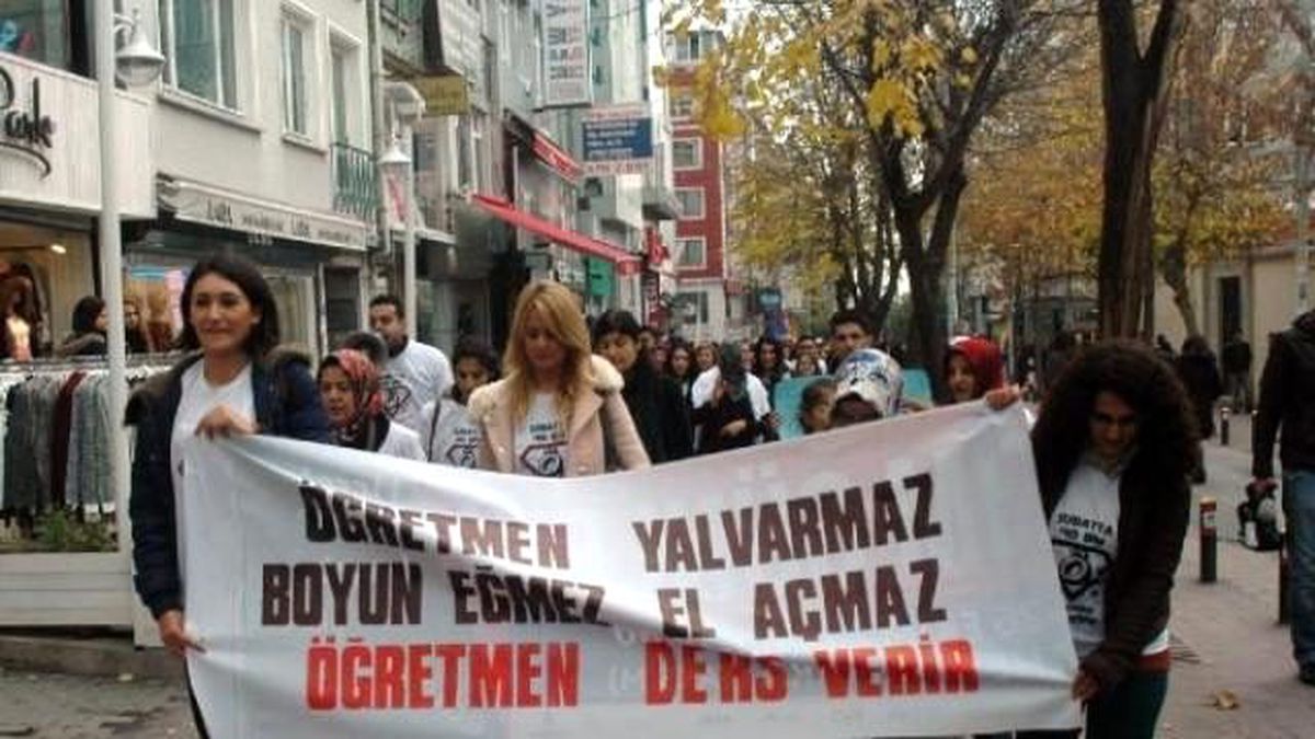 Atamaları Yapılmayan Öğretmenler Eylem Yaptı