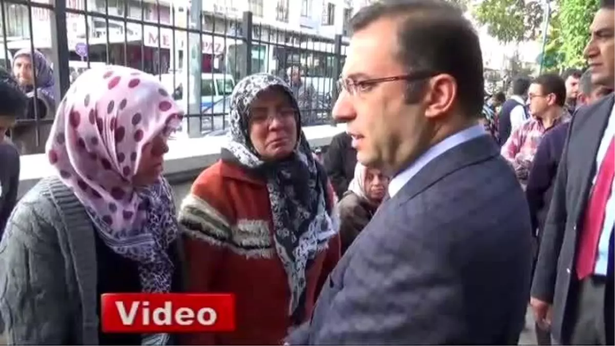 Bıçaklanarak Şehit Olan Polise Son Görev