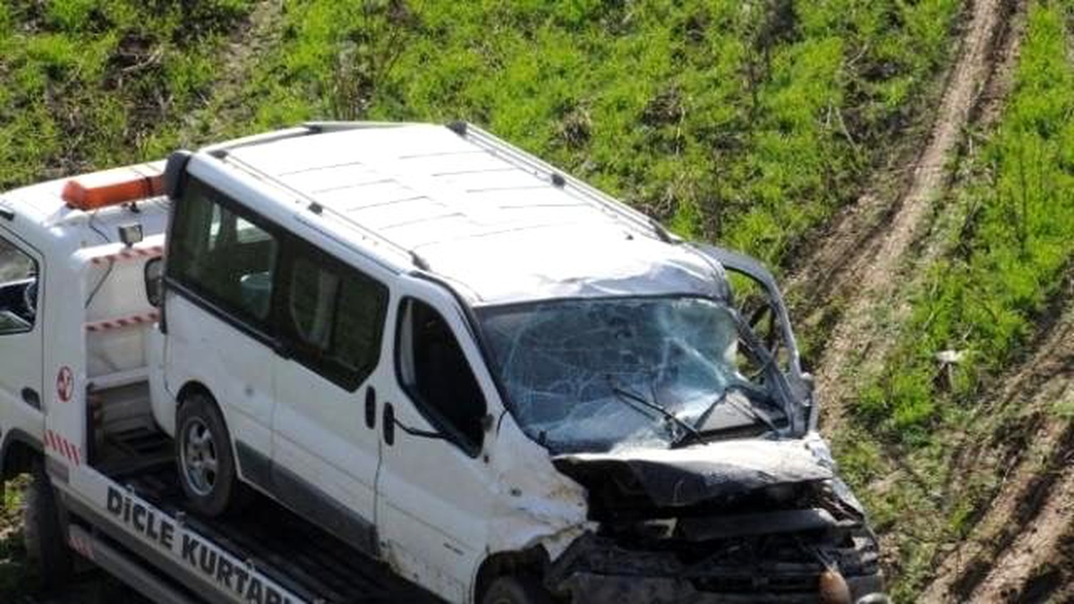 Cizre\'de Trafik Kazası: 2 Ölü, 2 Yaralı