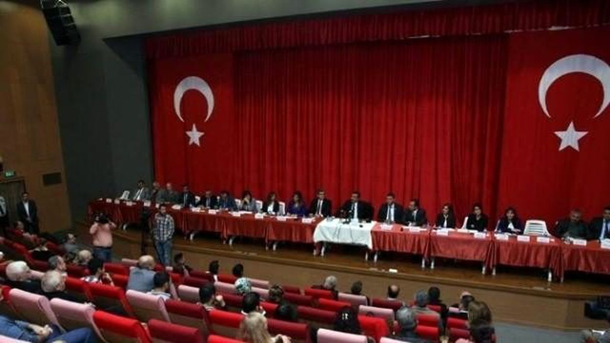Çukurova\'da Hormonlu Binalar Mühürlendi