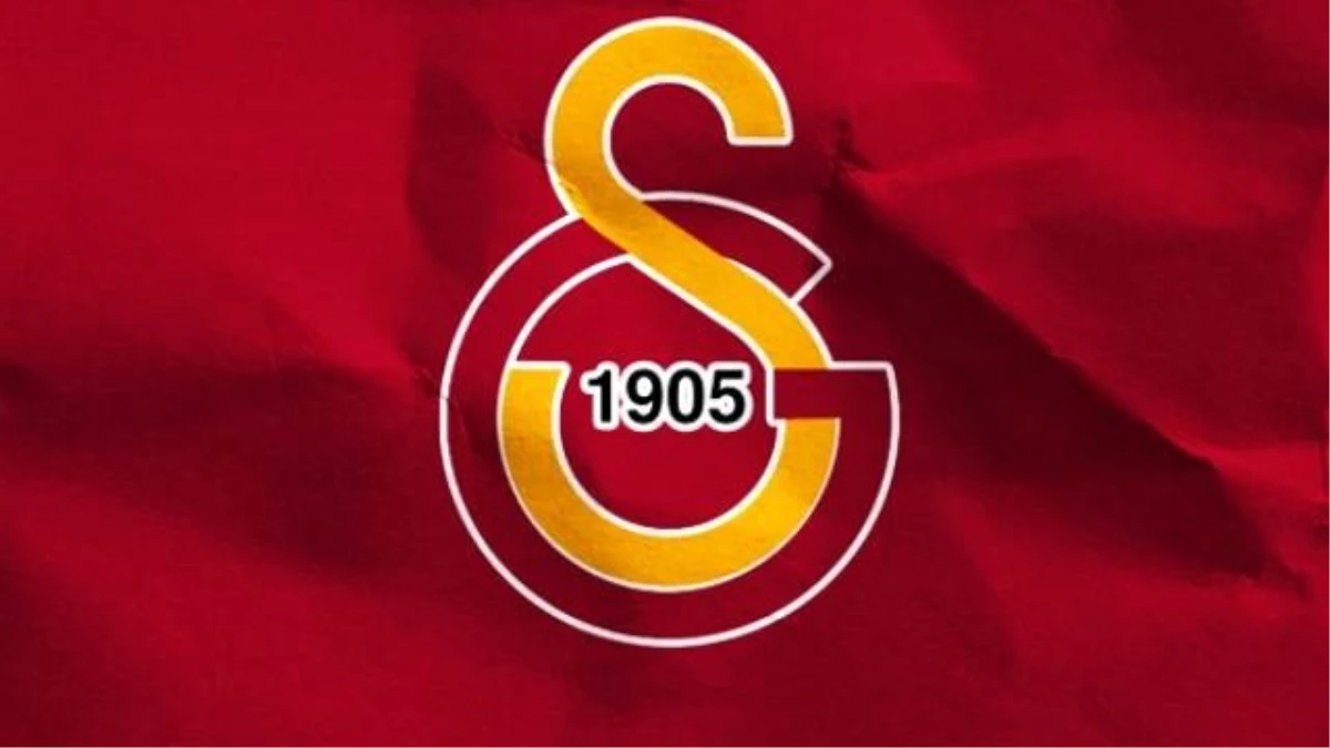Galatasaray Genel Kurulu\'nda Kavga Çıktı