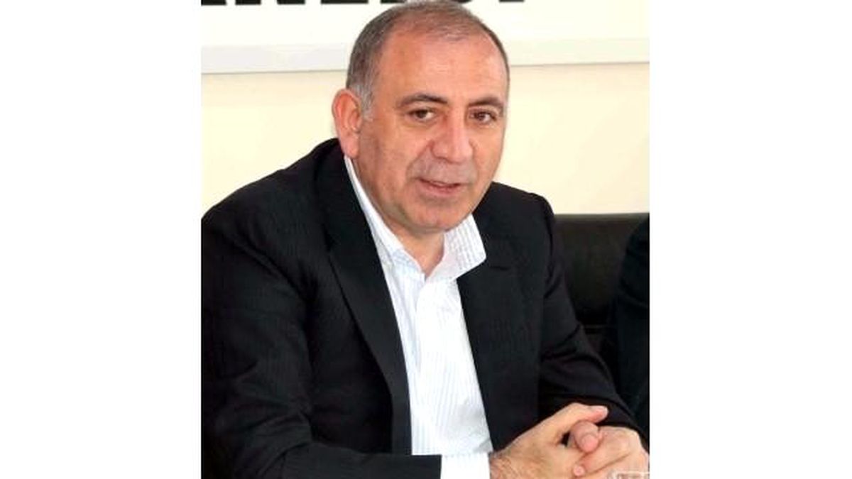 Gürsel Tekin: AKP, Saraydan Yıkılacak