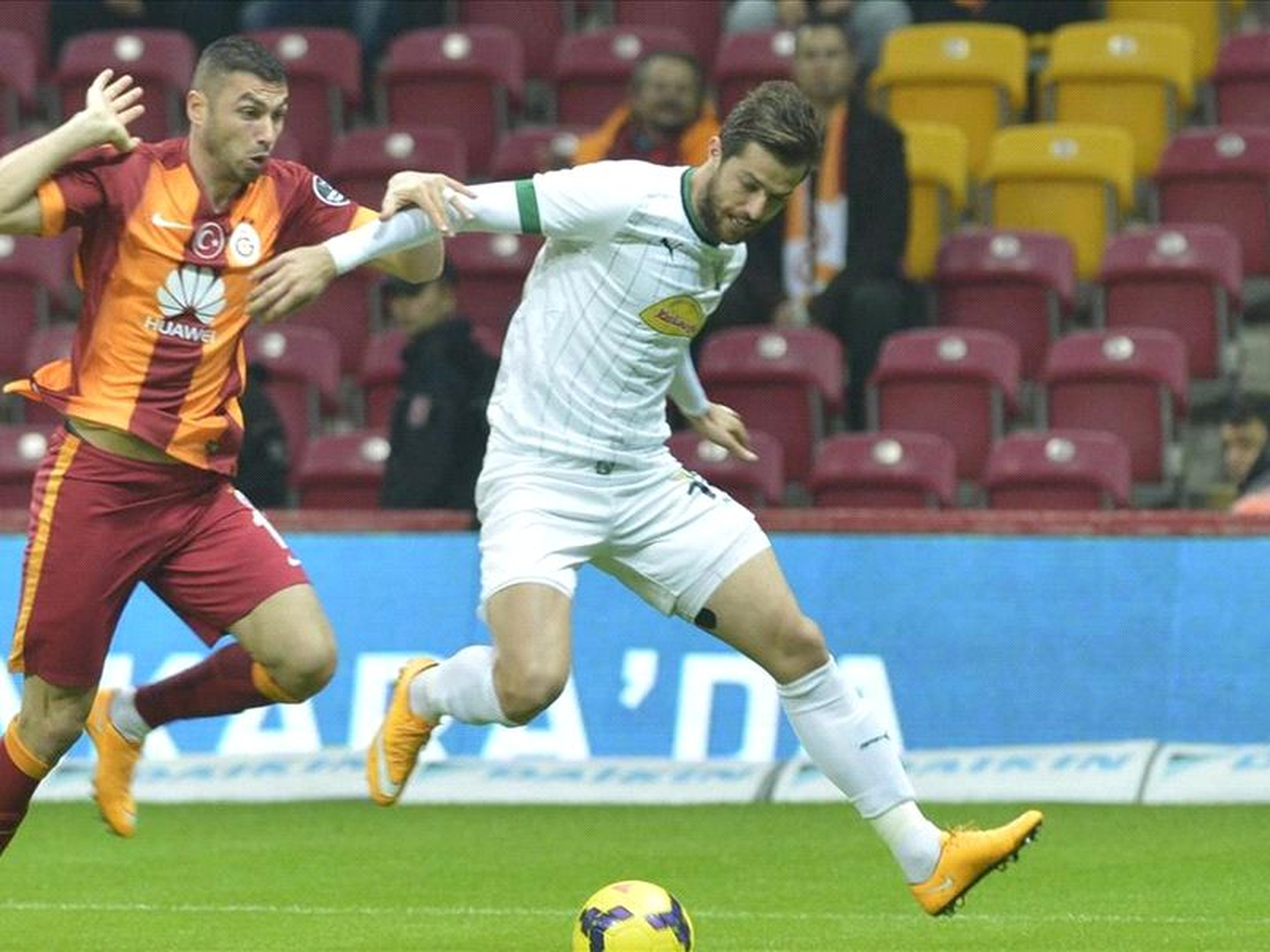 Hamzaoğlu\'nun Aslanları Kükrüyor: 2-1