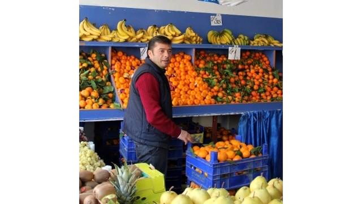 Kışın Gelmesi Manavların Yüzünü Güldürdü