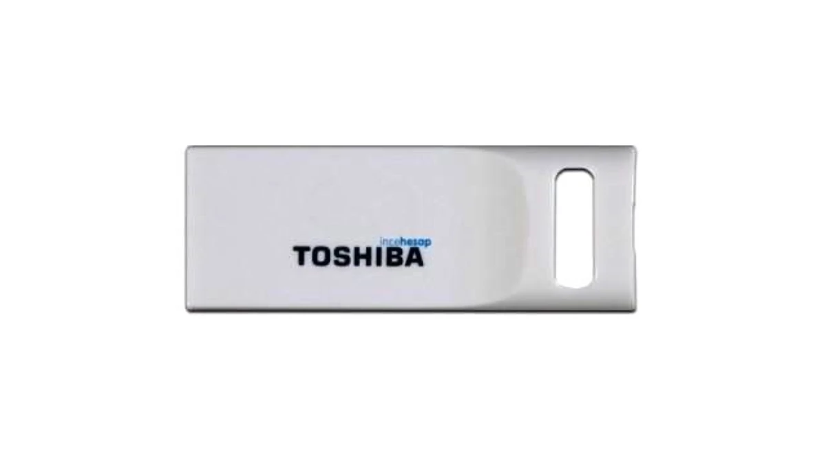 Toshiba 8 Gb Usb 2.0 Suruga Beyaz