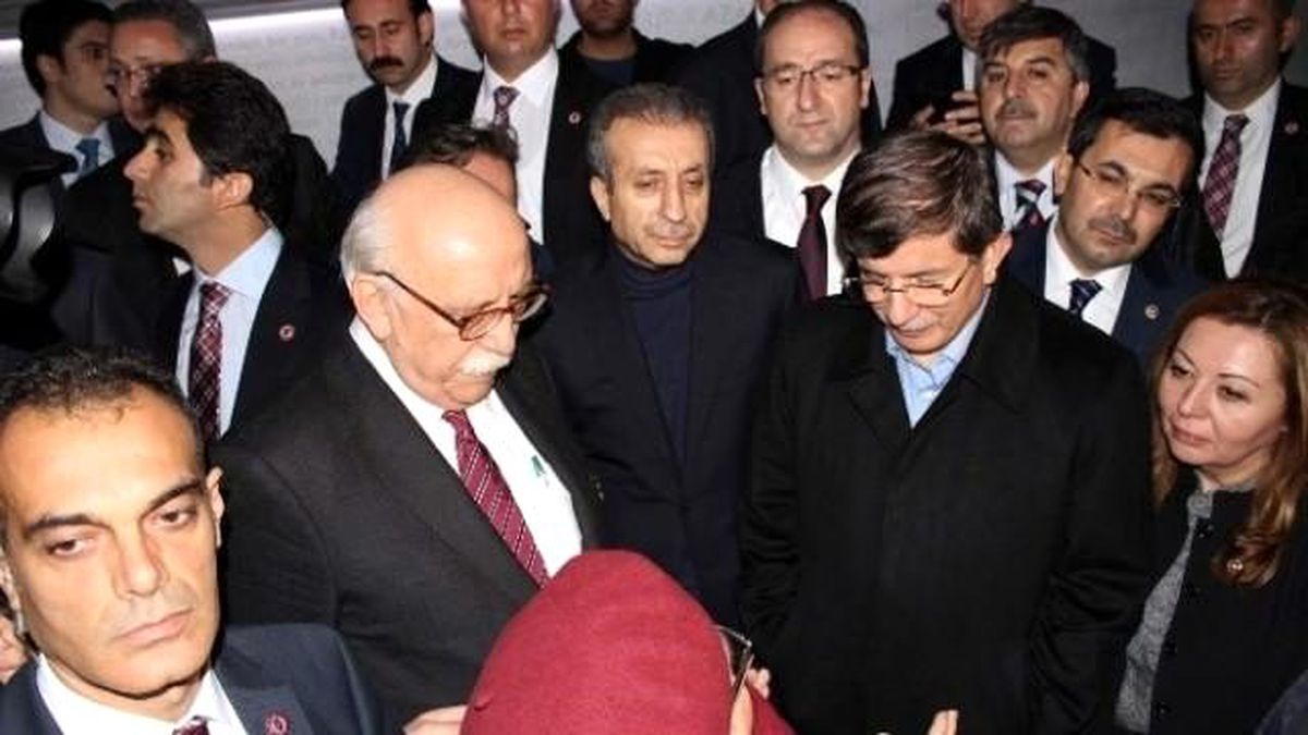Başbakan Davutoğlu Dede Korkut Parkı\'nı Gezdi