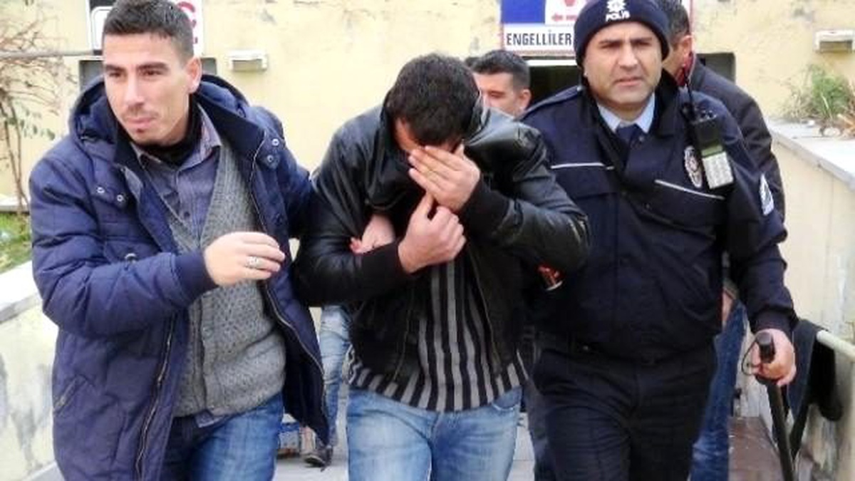 Cami Tuvaletinde Eroin Kullanırken Yakalandı