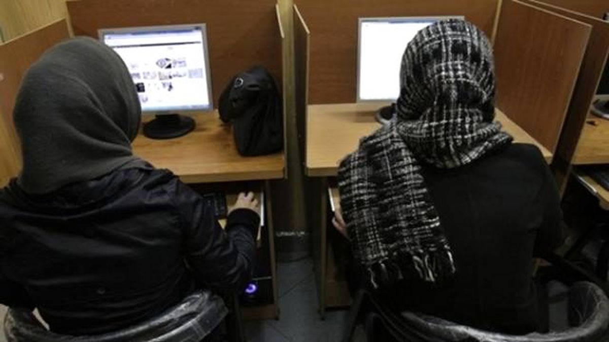 İnternete Girmek İçin Kimlik Şartı