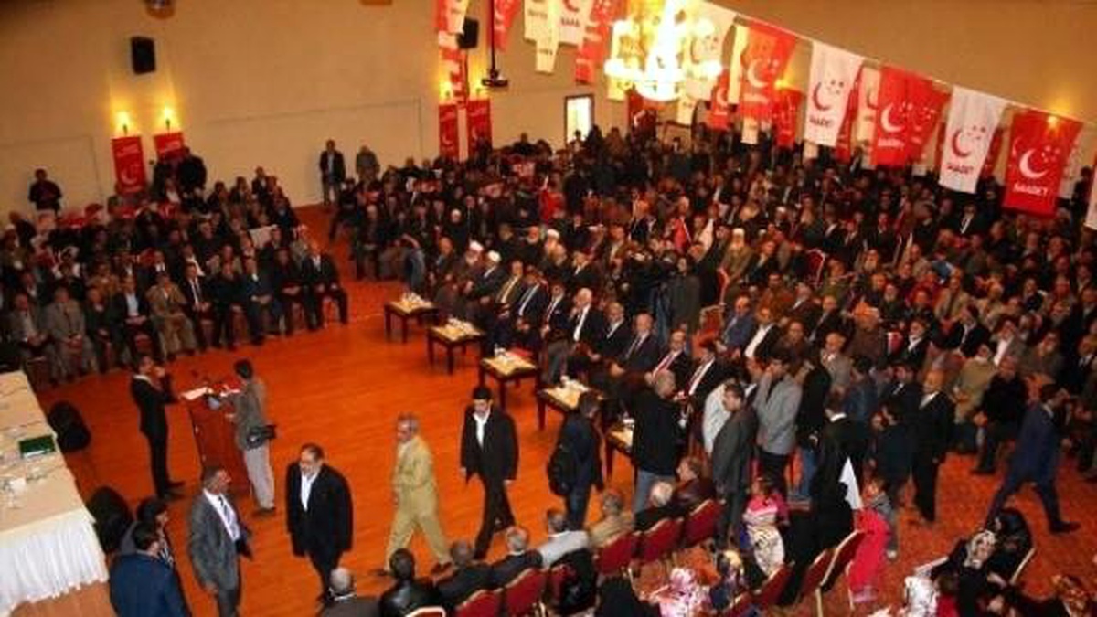 Sp Lideri Kamalak, İslamiyet\'i İmamesi Kopmuş Tespihe Benzetti