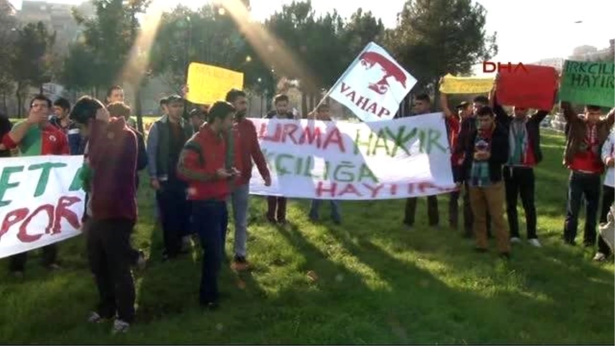 Tff Önünde Irkçılığa ve Nefret Söylemine Karşı Eylem