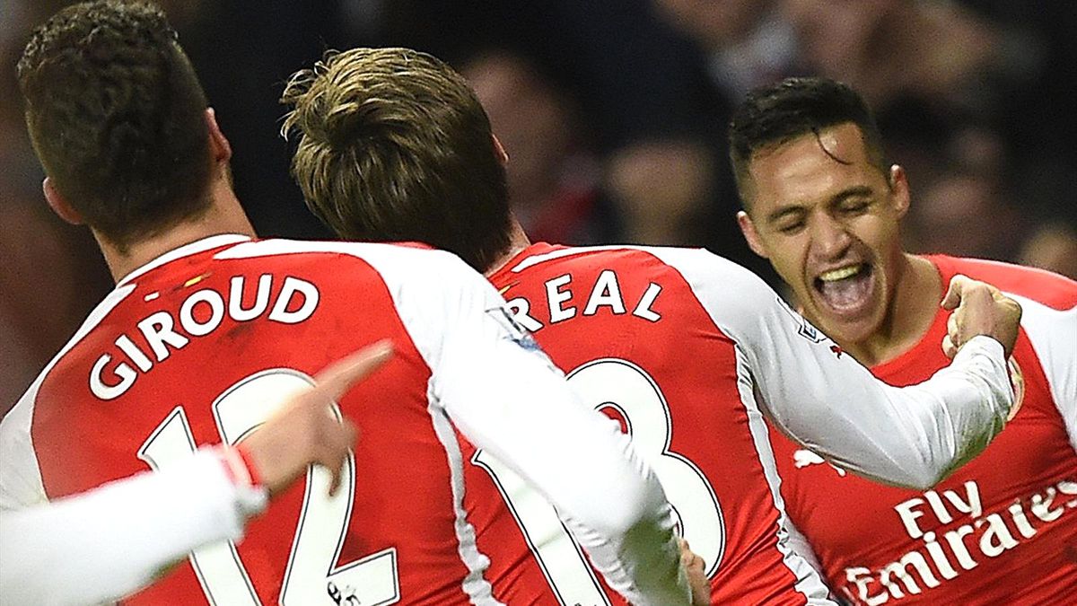 Arsenal, İstanbul\'a Geldi