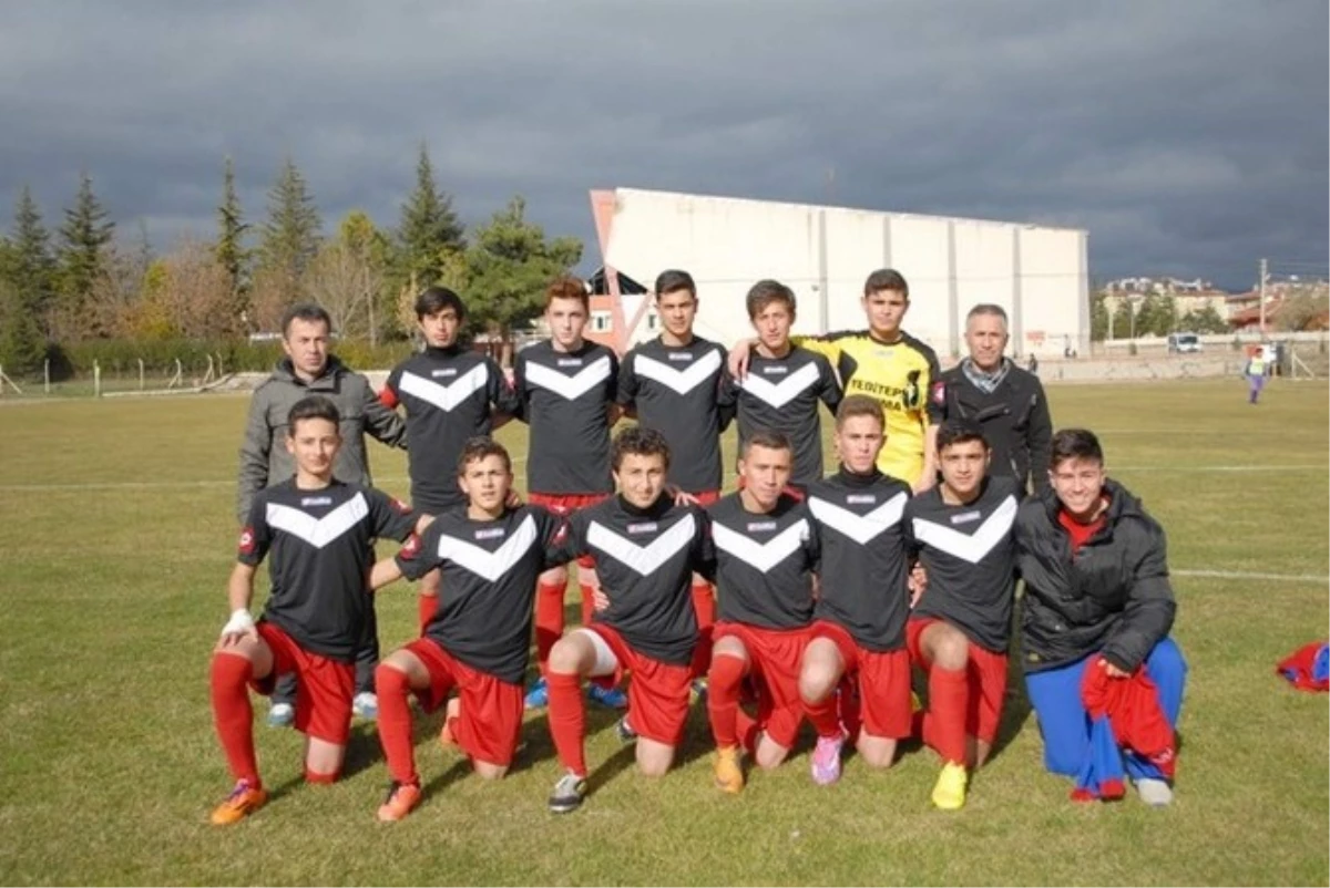 Bolvadin Belediye-Spor U-17\'ler İlçenin Gururu Oldu