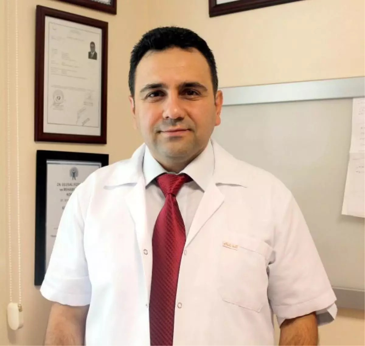 Dr.doğan: Hürrem Sultan\'ı Süründüren Kulunç Ağrılarına Dikkat