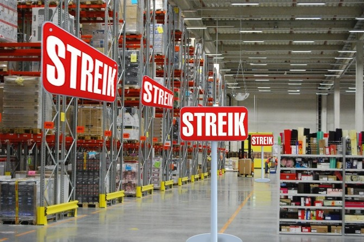 Elektronik Alış Veriş Sitesi Amazon, Almanya\'da Greve Gitti