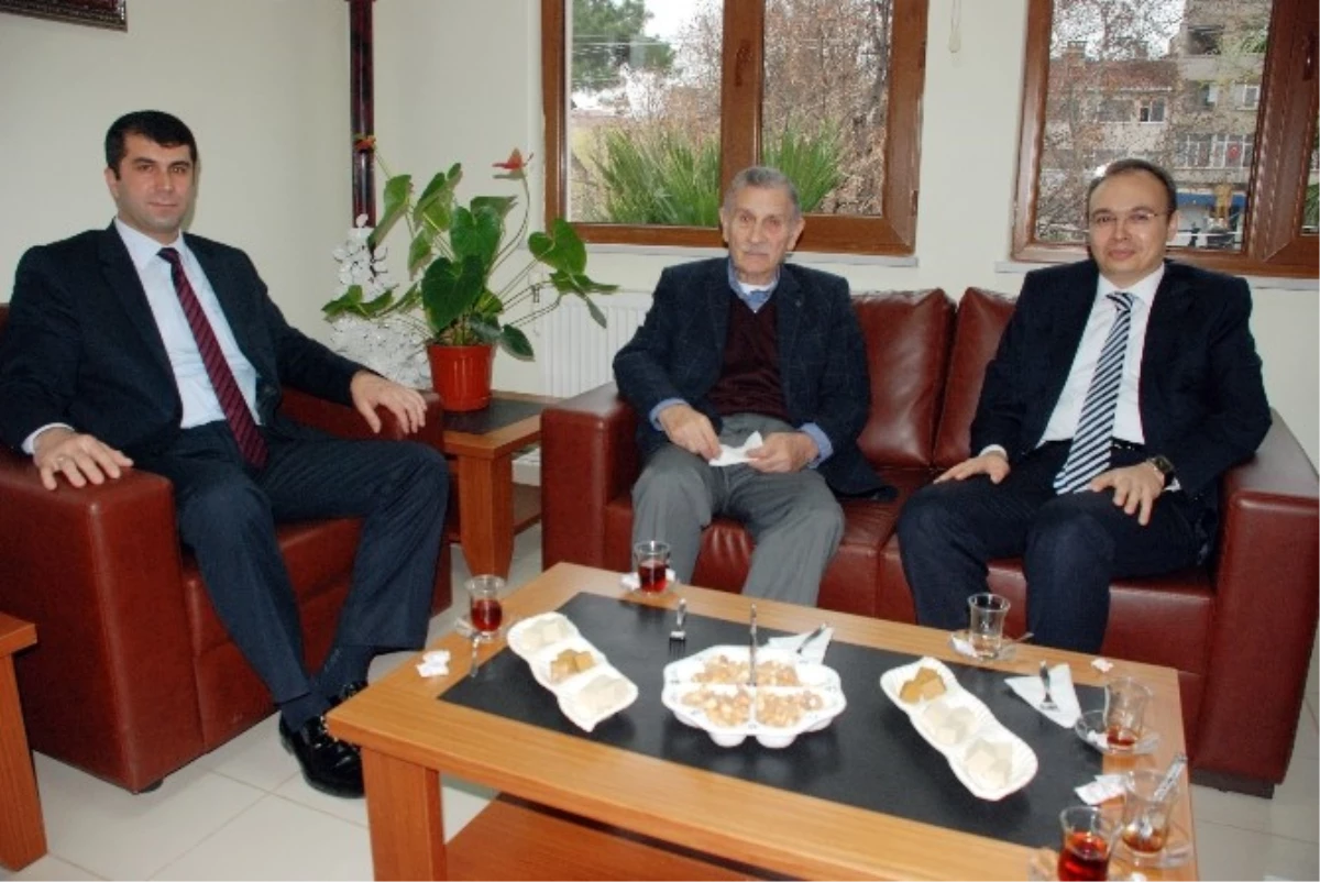 Eski Başbakan Akbulut, Bayramiç\'te