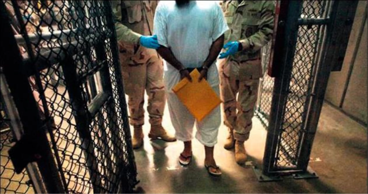 Guantanamo Üssündeki Tutsaklar