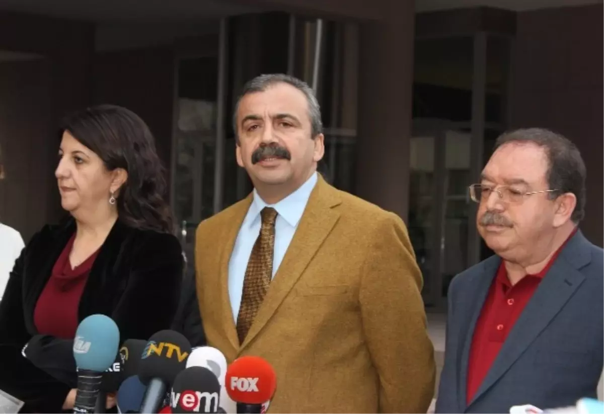 Akdoğan\'la Görüşen HDP Heyeti: İmralı\'dan Sonra Kandil\'e Gideceğiz