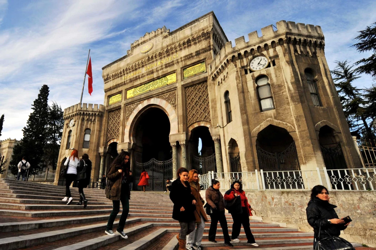 İstanbul\'daki Üniversiteli Sayısı 41 İlin Nüfusunu Geçti