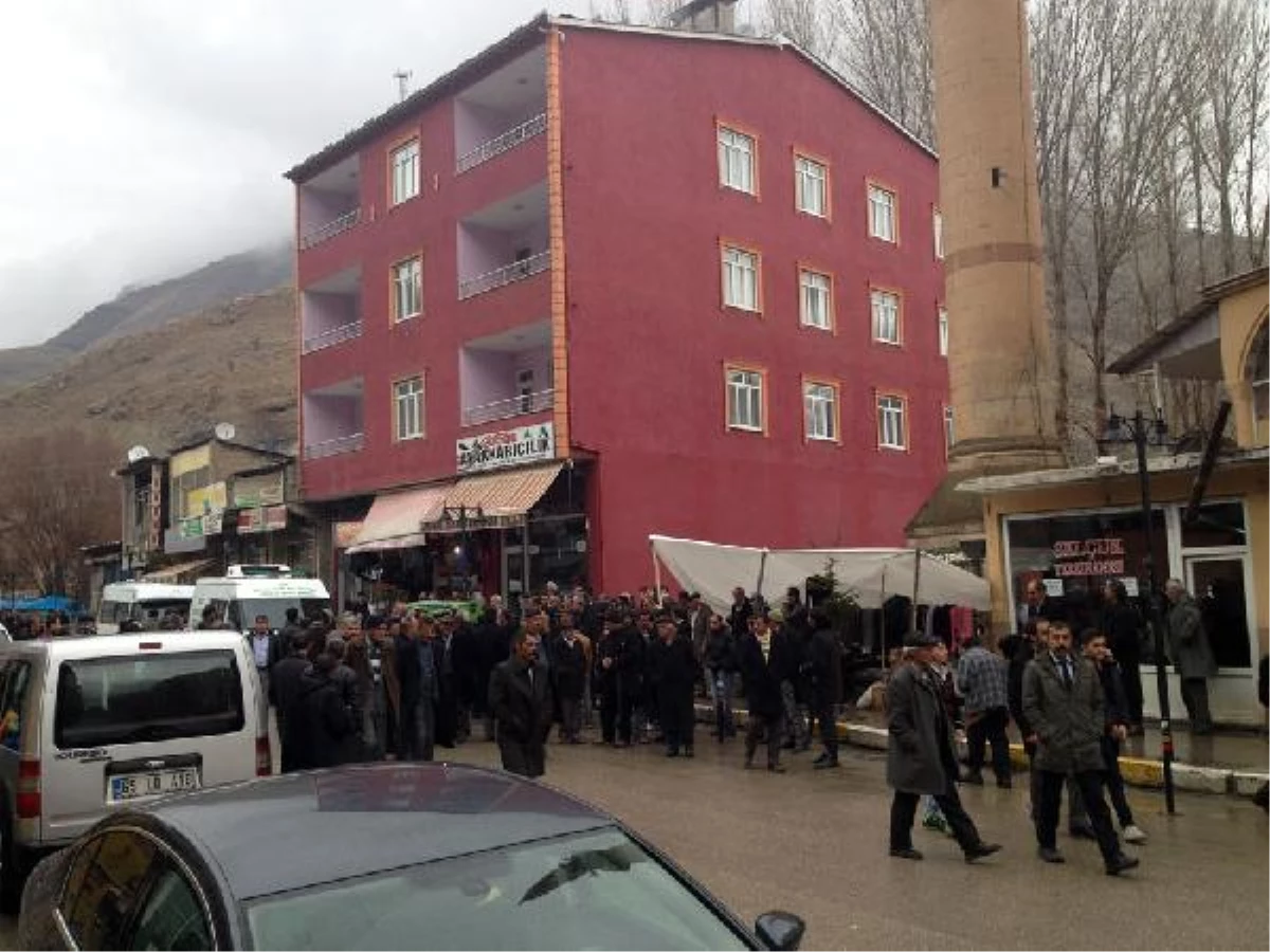 Kalp Krizi Geçiren 14 Yaşındaki Murat, Öldü