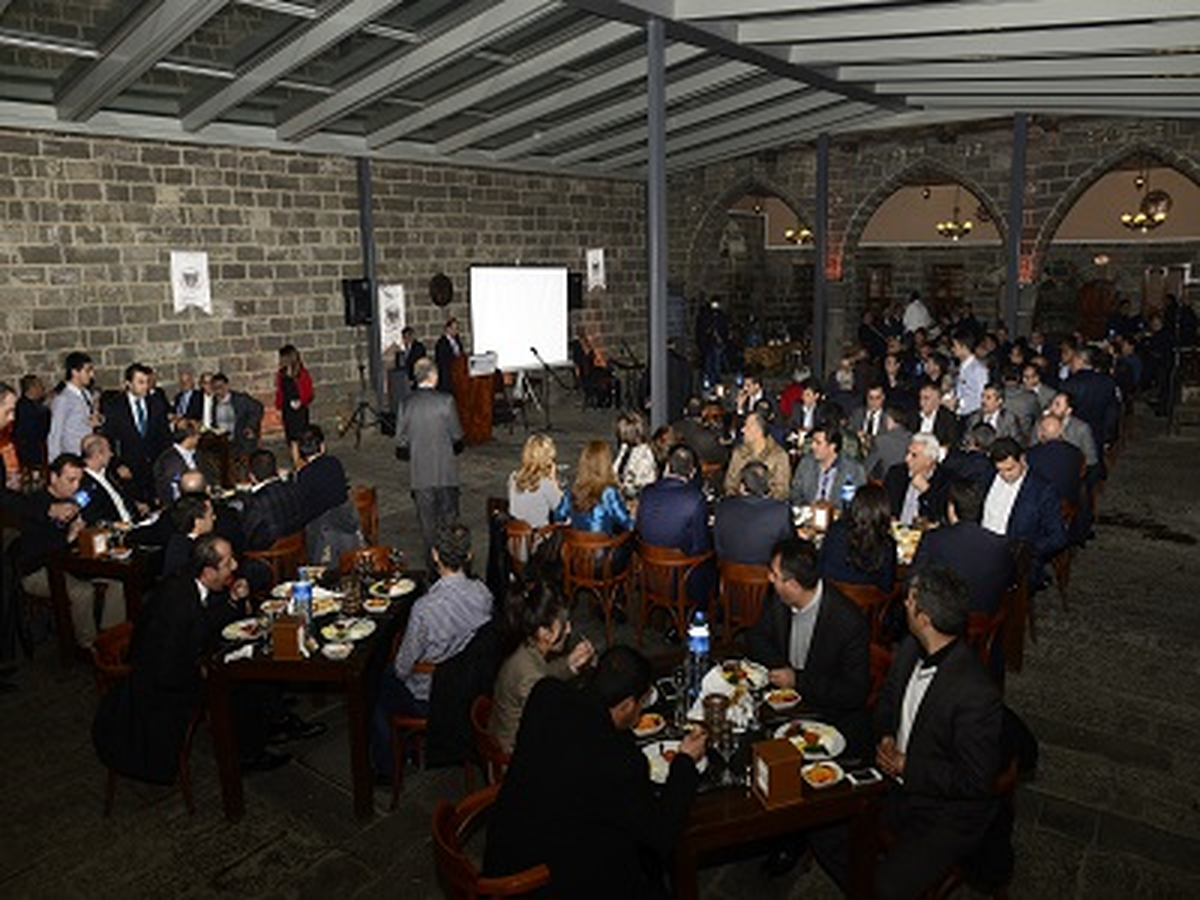 Kışanak: Raylı Sistemle İlgili Müjdeli Haber Vereceğiz