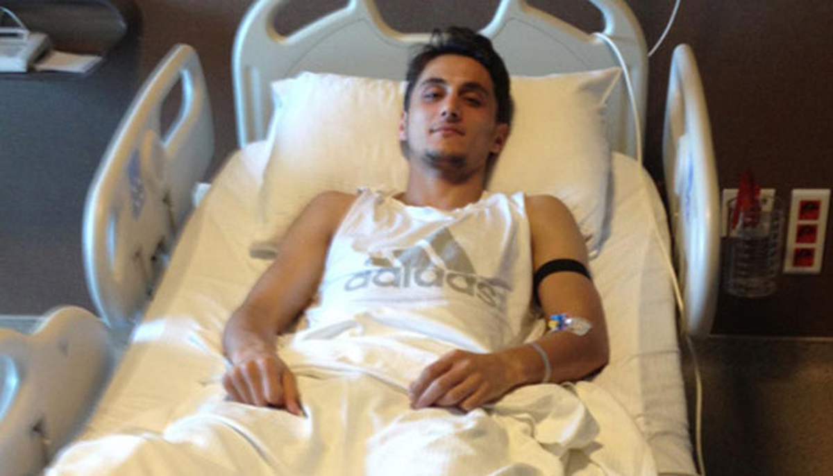 Mustafa Pektemek Ameliyat Oldu