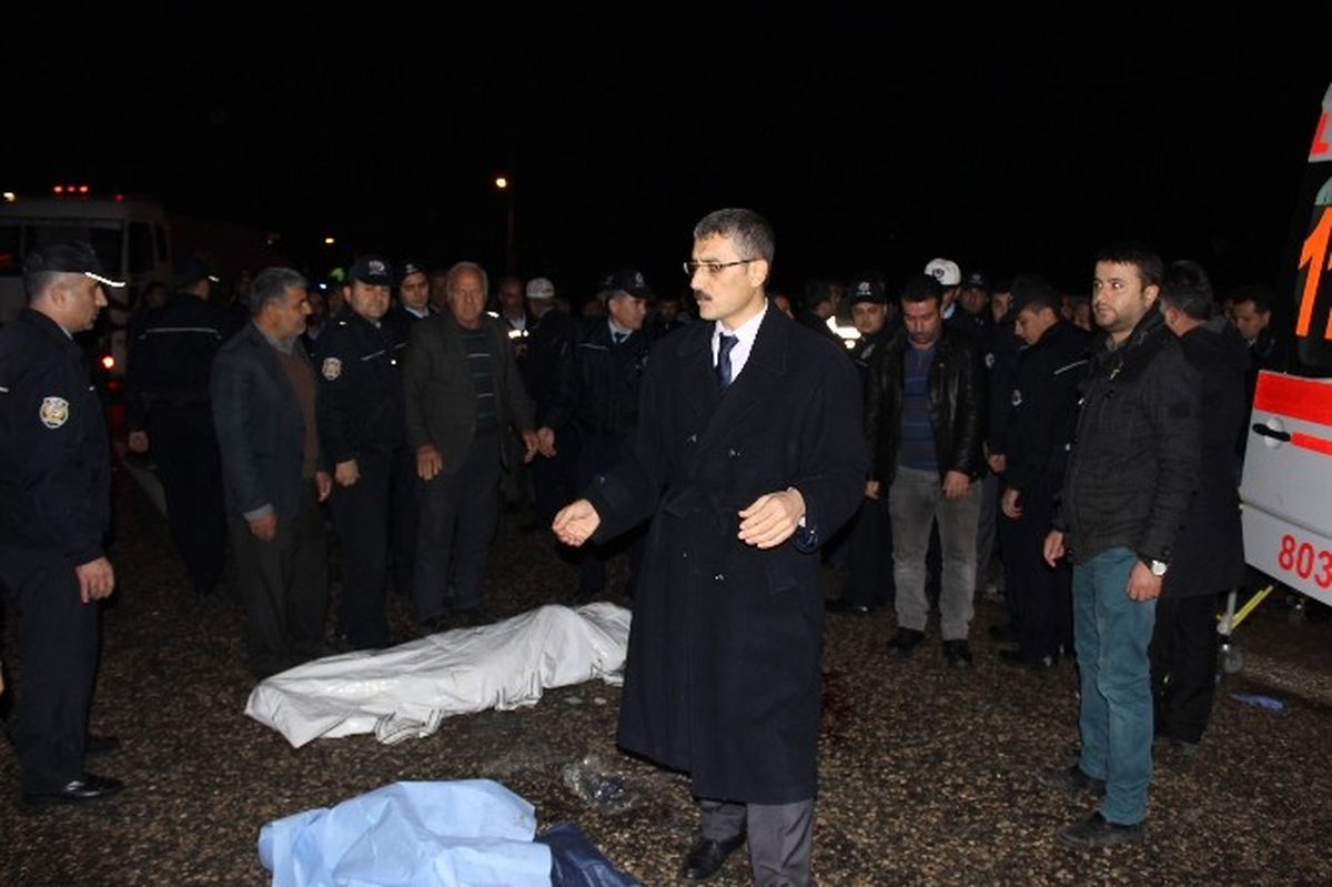 Otomobil Yayaya Çarptı: 1 Ölü