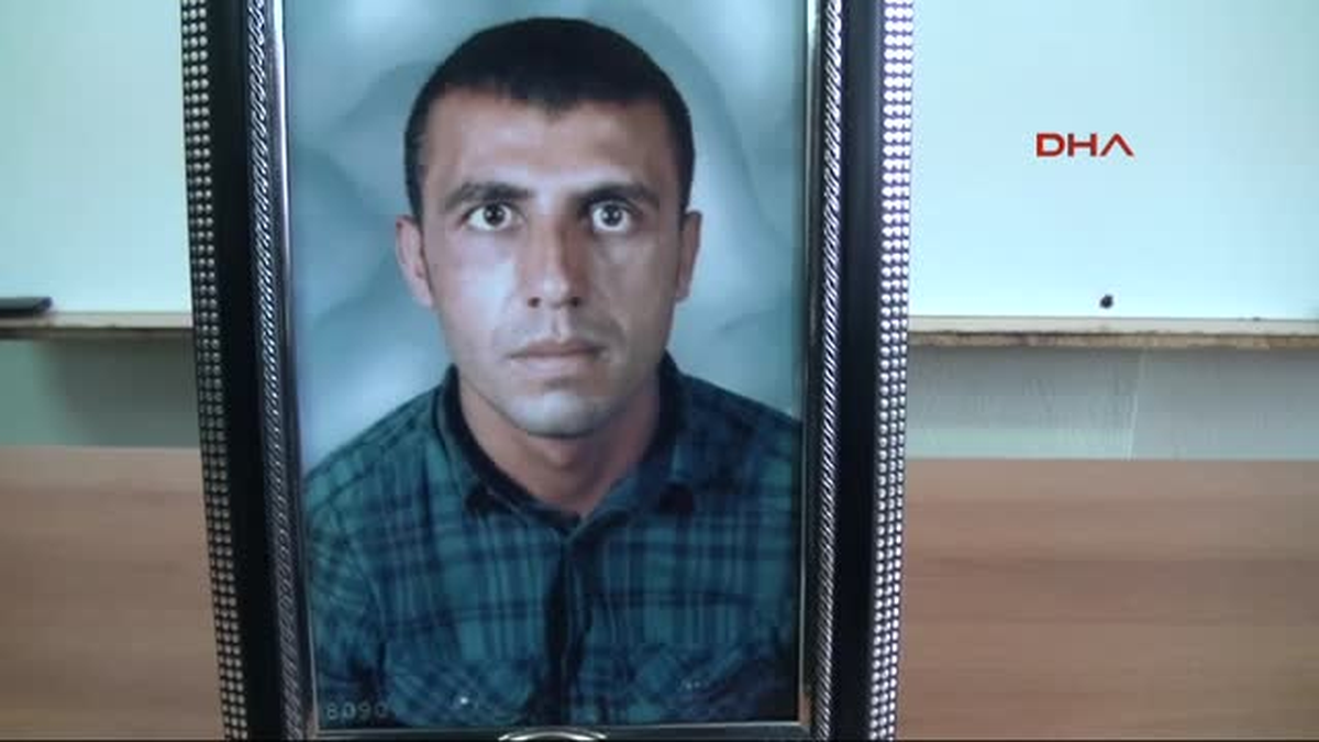 Arkadaşlarını Kazada Kaybeden Üniversiteliler Yol Kapattı