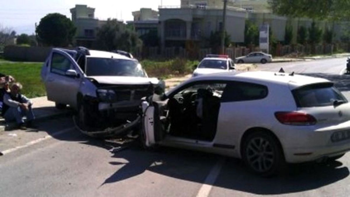 Denizli\'de Trafik Kazası: 19 Yaralı