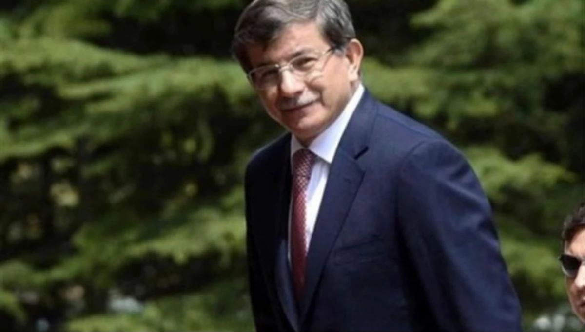 Başbakan Davutoğlu Türkiye\'ye Hareket Etti