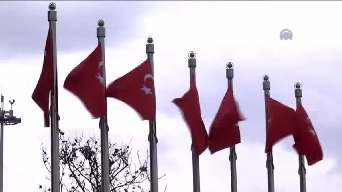 Başbakan Davutoğlu Yurda Döndü