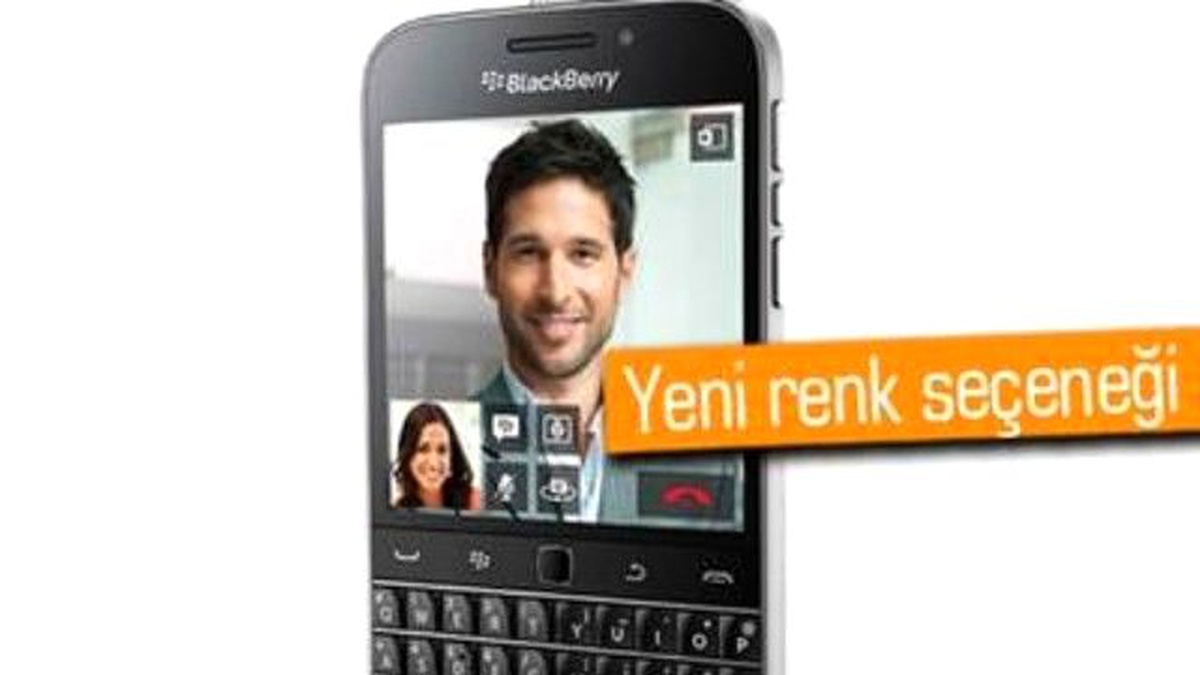 Beyaz Renkli Blackberry Classic Görüntülendi