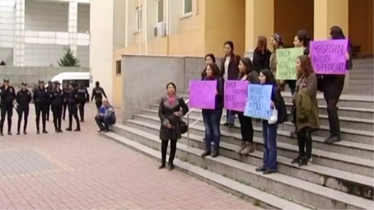 Eski Eşinin Boğazını Keserek Öldüren Şahsa 25 Yıl Hapis