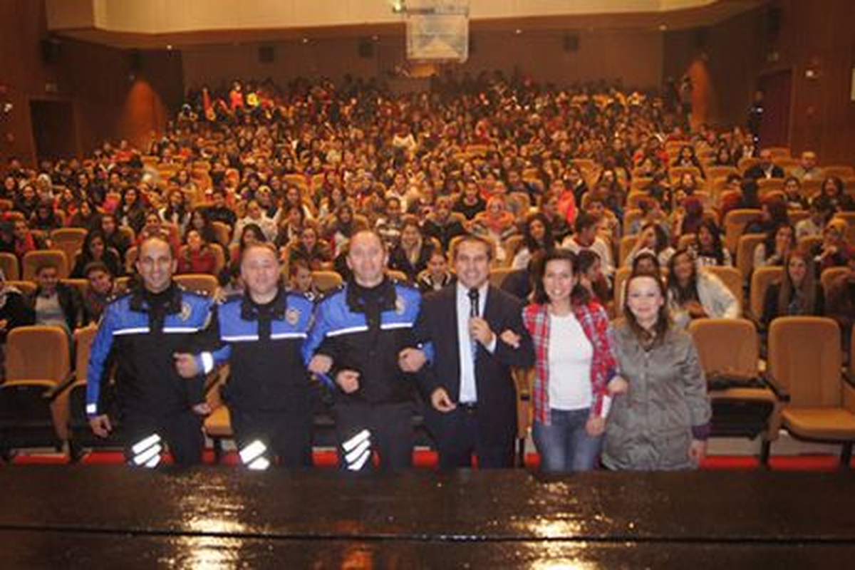 Malatya\'da Öğrencilere "Stres Yönetimi" Semineri Verildi
