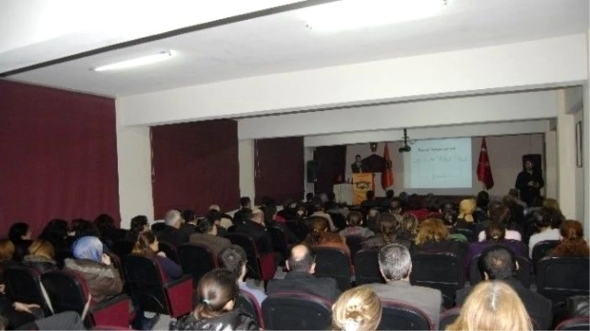 Malkara Meslek Yüksekokulu\'nda İletişim Konferansı