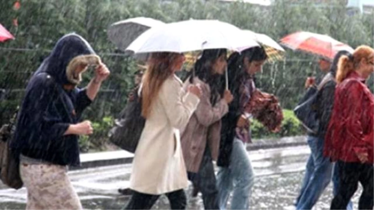 Antalya\'daki Kuvvetli Yağış