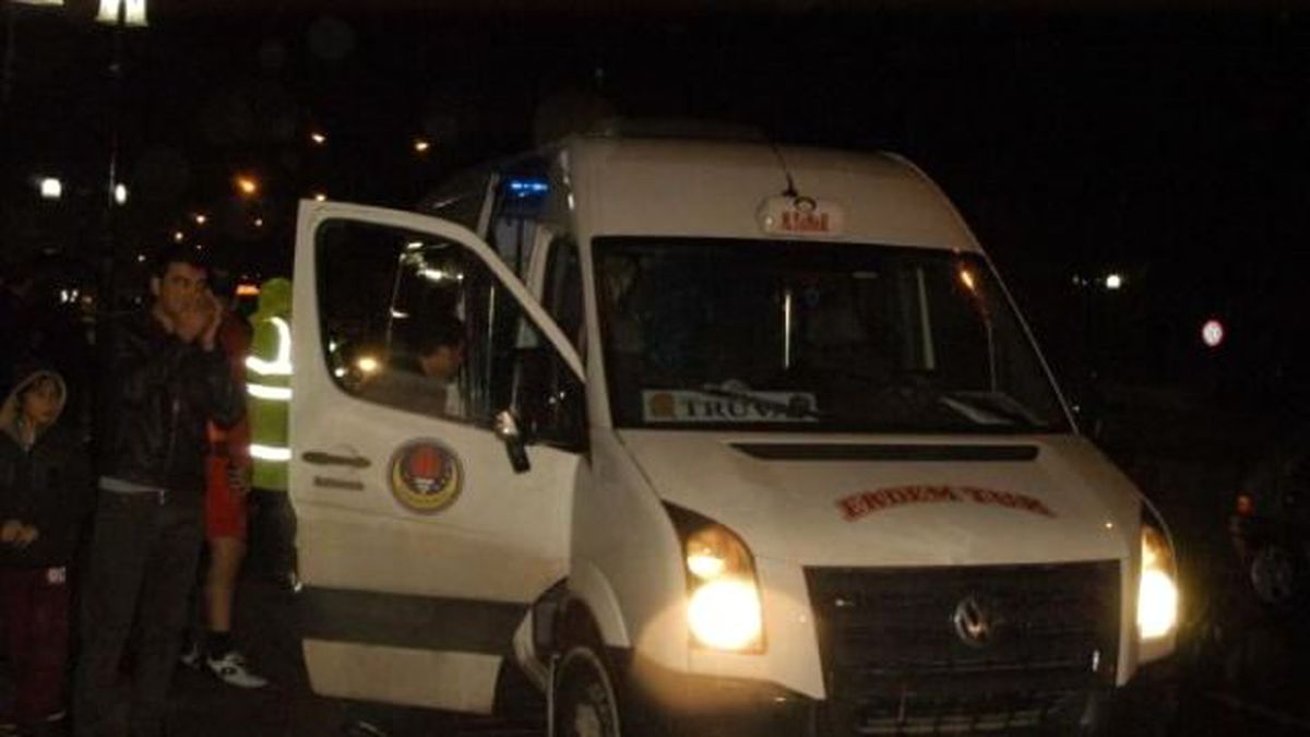 Öğrenci Servisine Silahlı Saldırı: 1 Öğrenci Yaralandı
